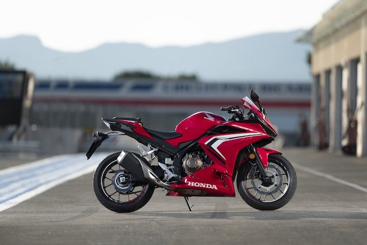 Honda CBR 500 beginner sportsbike motorcycle