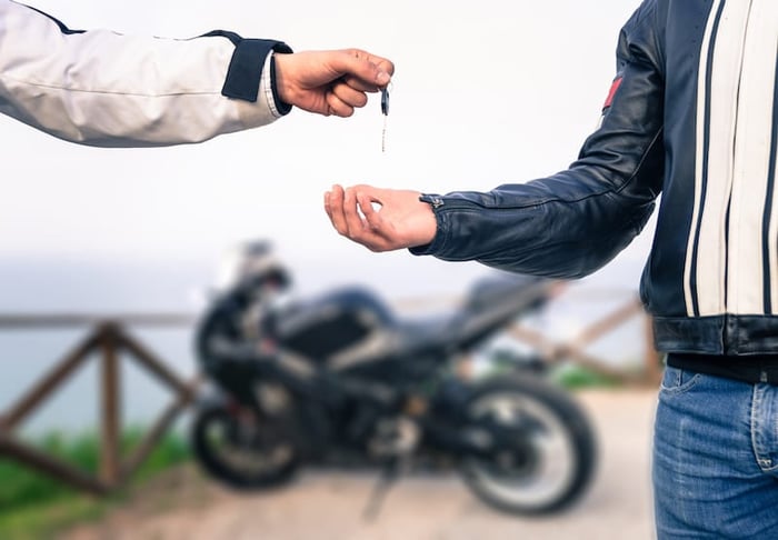 Watch out for online scams when you want to buy a motorcycle